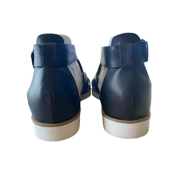 Sofft Mirabelle black US size 8.5 M
New in Box - Picture 3 of 6